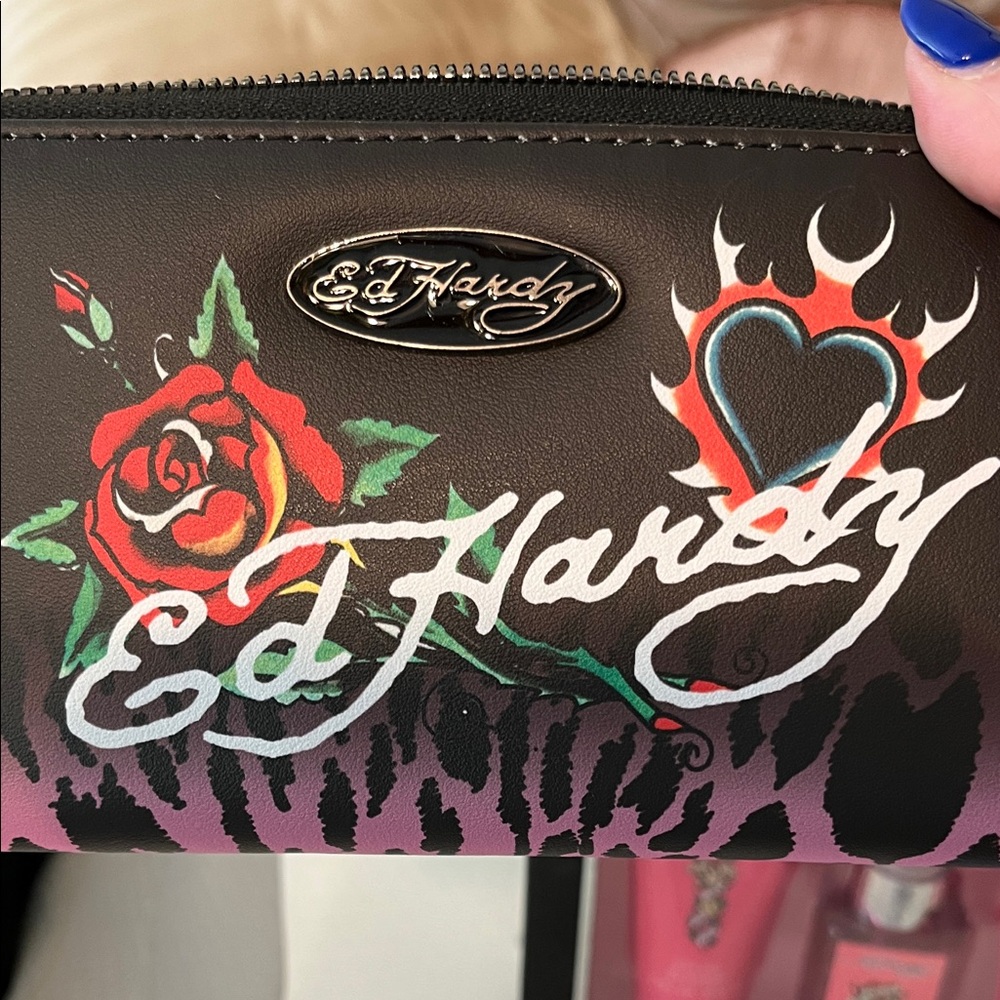 NWT Ed Hardy Pink and Black Floral Leopard Wallet with Pink Body Care Gift Set - Picture 11 of 12